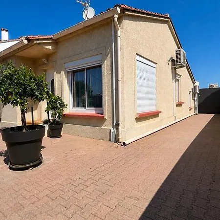 Дом отдыха Maison Avec Piscine Privee Et Climatisation - 8 Pers. - Fr-1-748-40 Кане